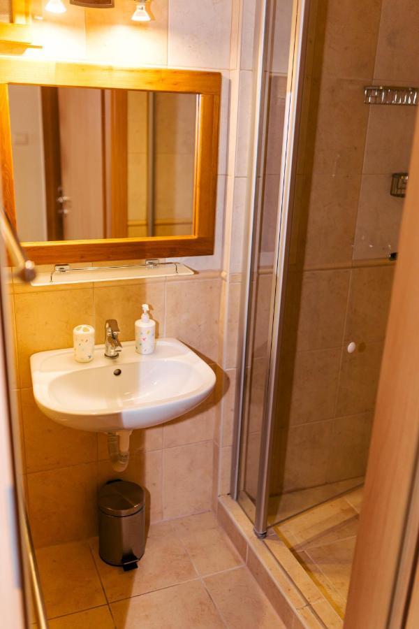גיולה Niki Apartman מראה חיצוני תמונה